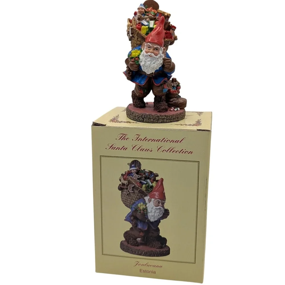 International Santa Claus Collection Figurine Estonia Hand‎ Painted 2003 Resin